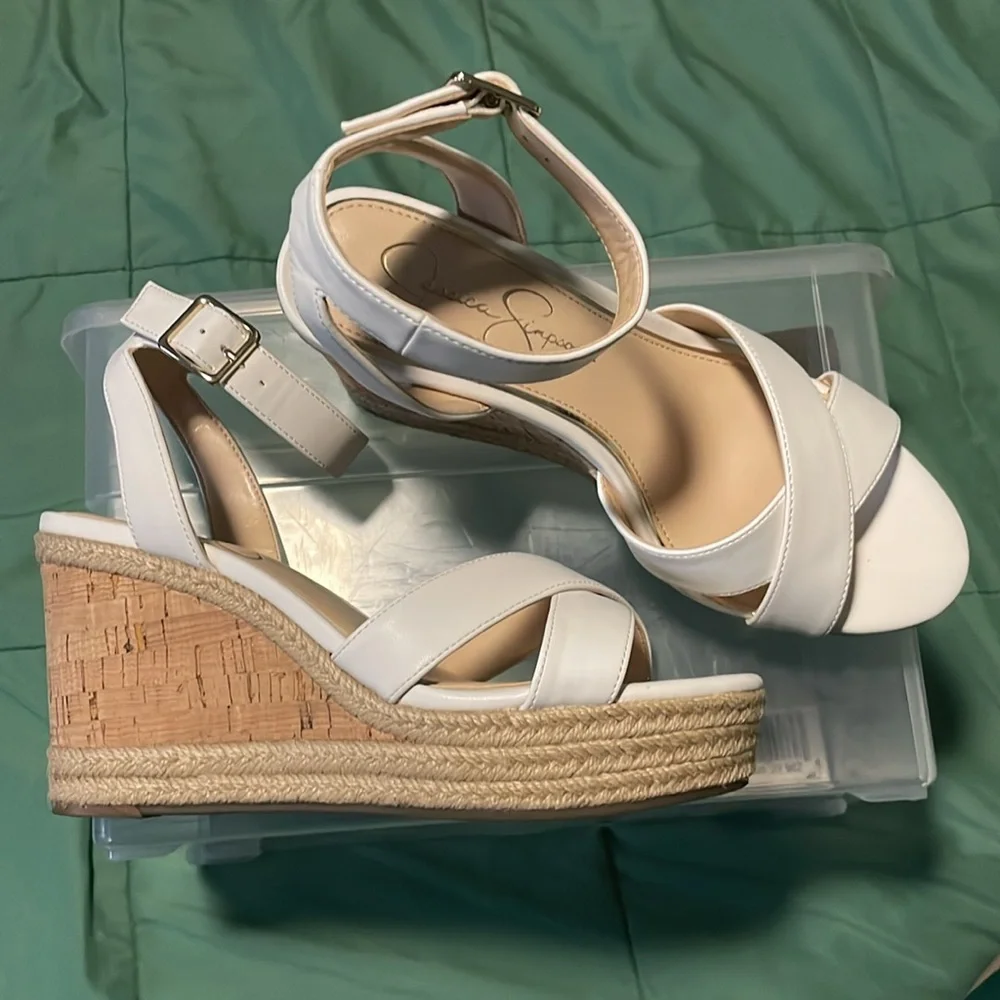 Jessica Simpson Mallika Wedge Sandal- size 7.5